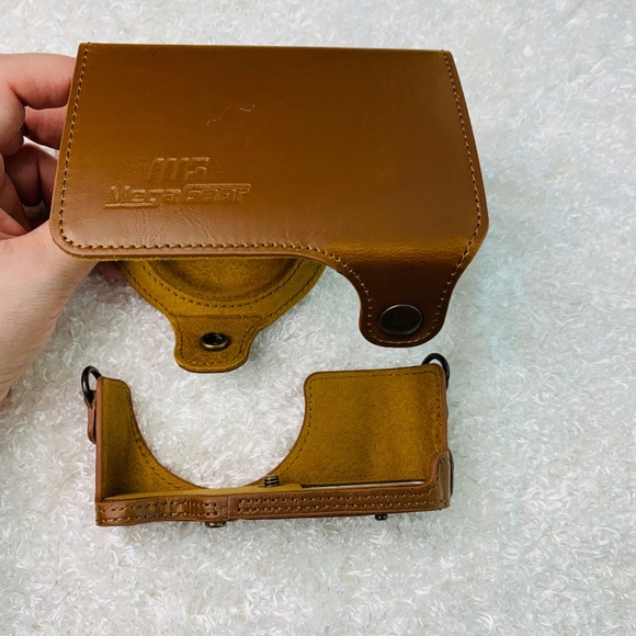 New MegaGear Ever Ready Leather Camera Case fits Sony Cyber-Shot DSC-RX1… - Picture 16 of 16